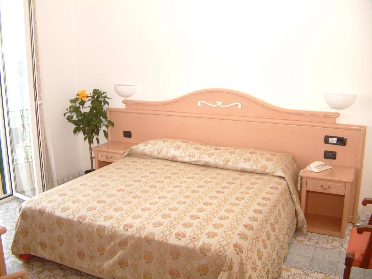 Hotel Imperial Ischia Oda fotoğraf