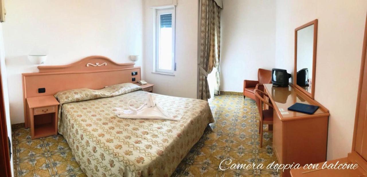Hotel Imperial Ischia Dış mekan fotoğraf